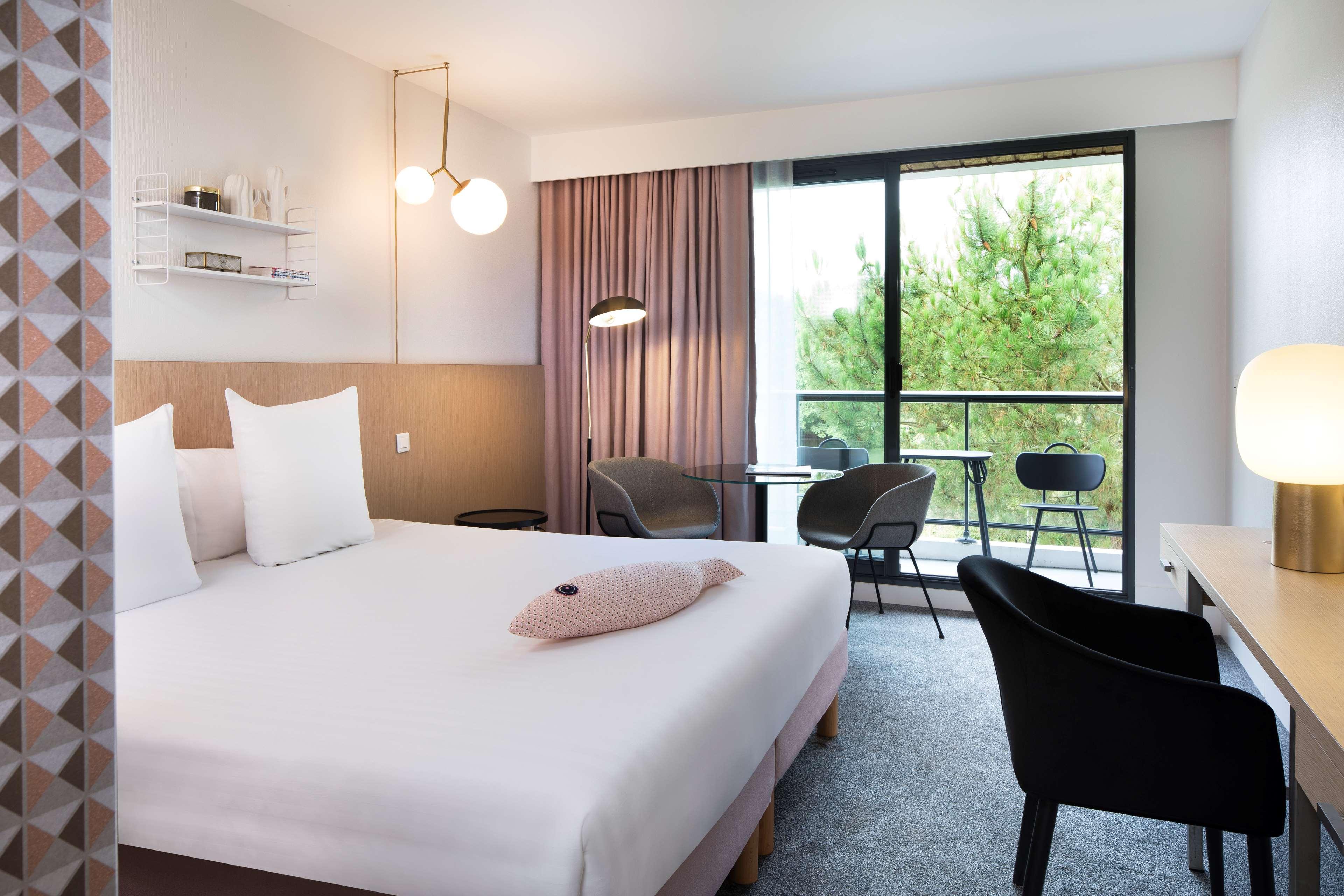 Best Western Plus Hotel Les Rives Du Ter Лармор-Плаж Екстер'єр фото