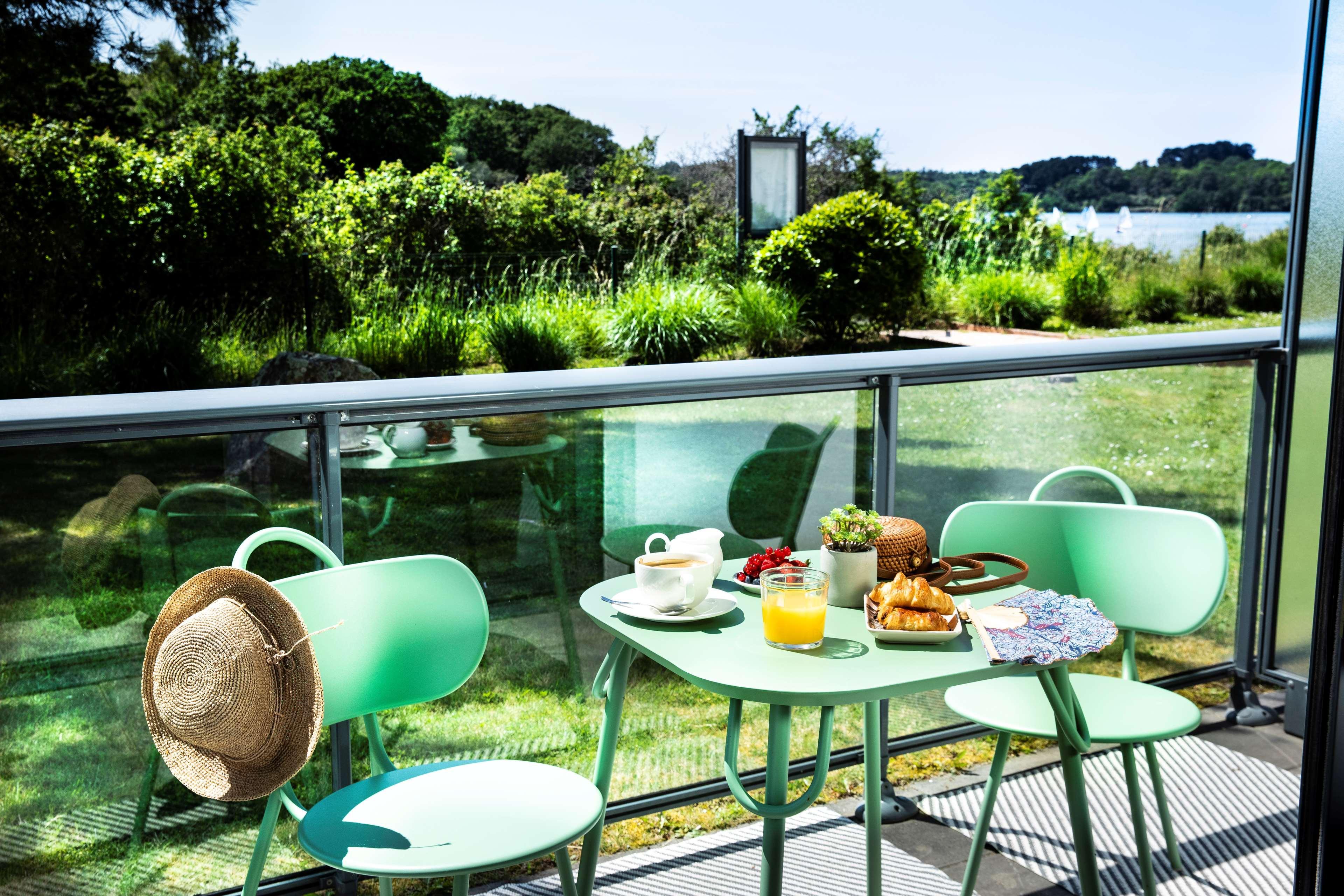 Best Western Plus Hotel Les Rives Du Ter Лармор-Плаж Екстер'єр фото