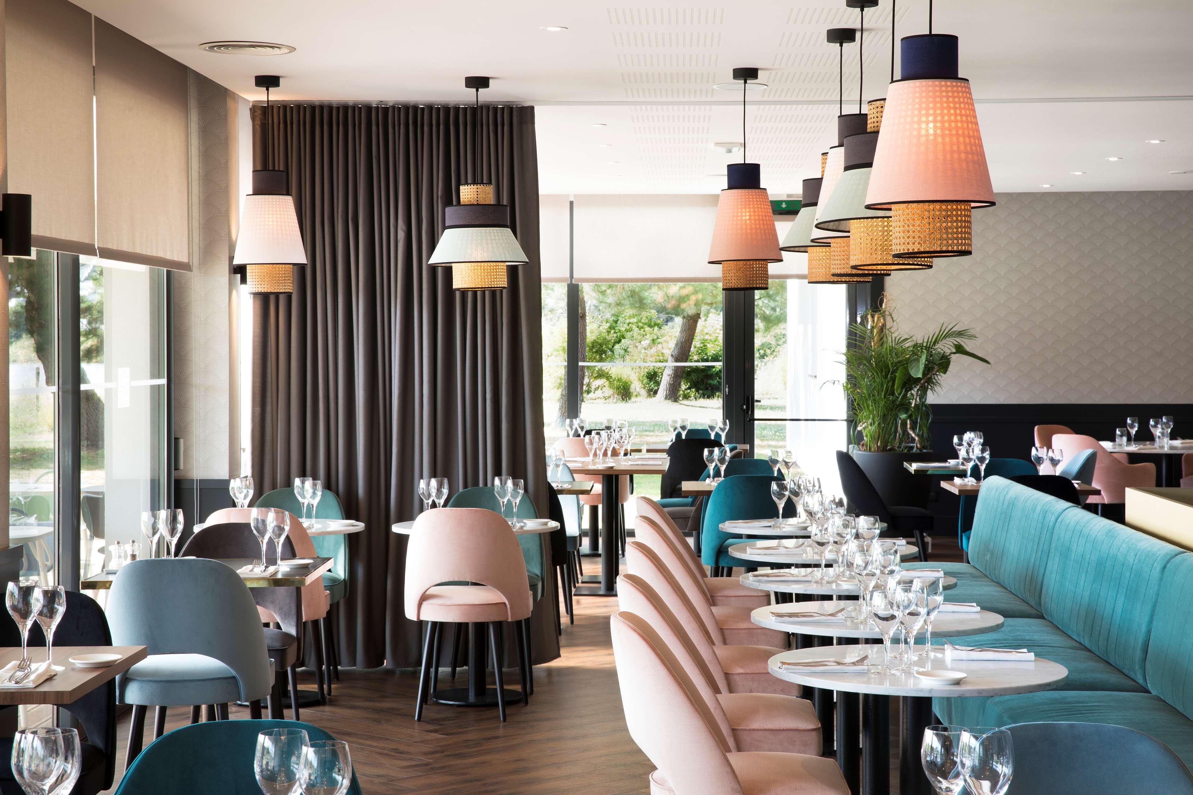 Best Western Plus Hotel Les Rives Du Ter Лармор-Плаж Екстер'єр фото