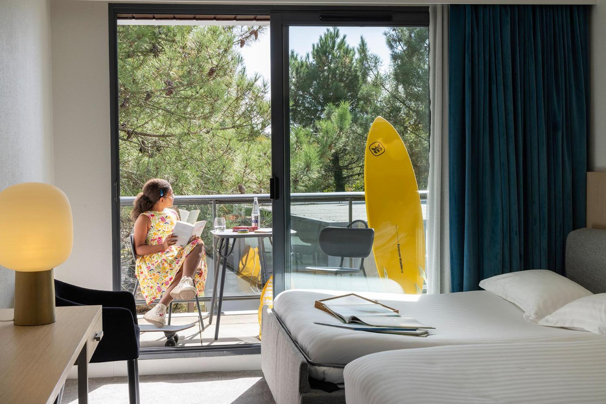 Best Western Plus Hotel Les Rives Du Ter Лармор-Плаж Екстер'єр фото